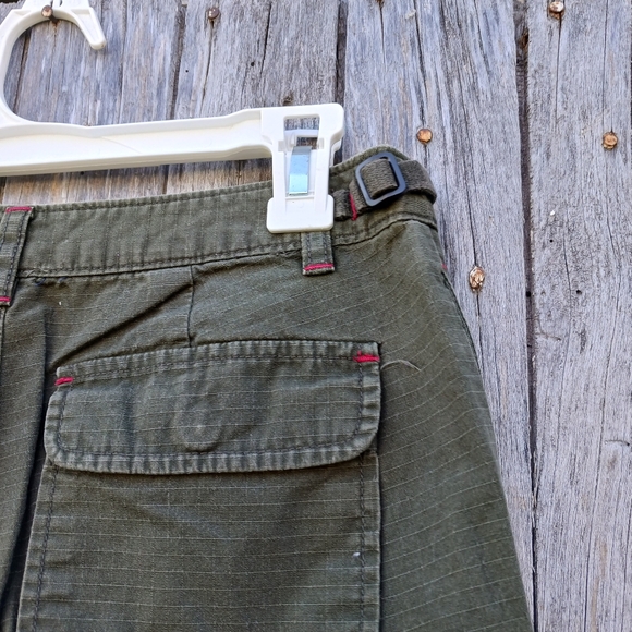 Gap Womens Sz 4 Rip Stop Mid Rise Army Green Outdoor Crop Pants Button Fly - Picture 4 of 6